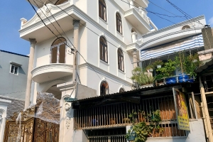 Đèn trang trí quận 3