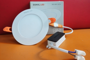 Giá đèn âm trần DUHAL 9w KDGT509 