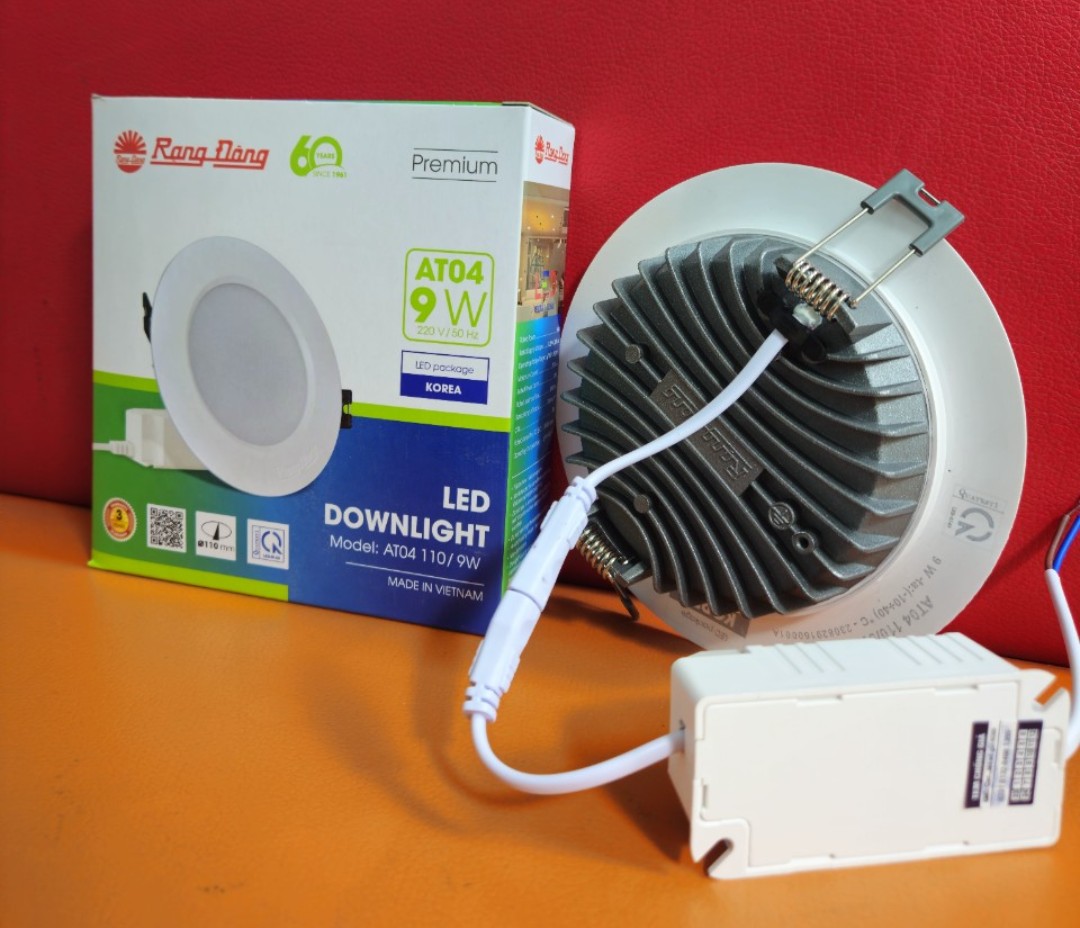 CÔNG TY TNHH THƯƠNG MẠI ÁNH SÁNG LED NHÀ PHỐ