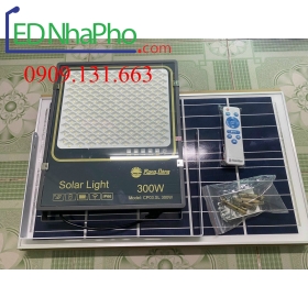 Đèn pha năng lượng mặt trời Rạng Đông 300w