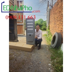 Đèn năng lượng mặt trời Philips 300w