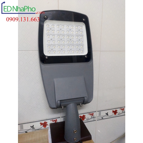 Đèn đường Philips 110W TECEO 2